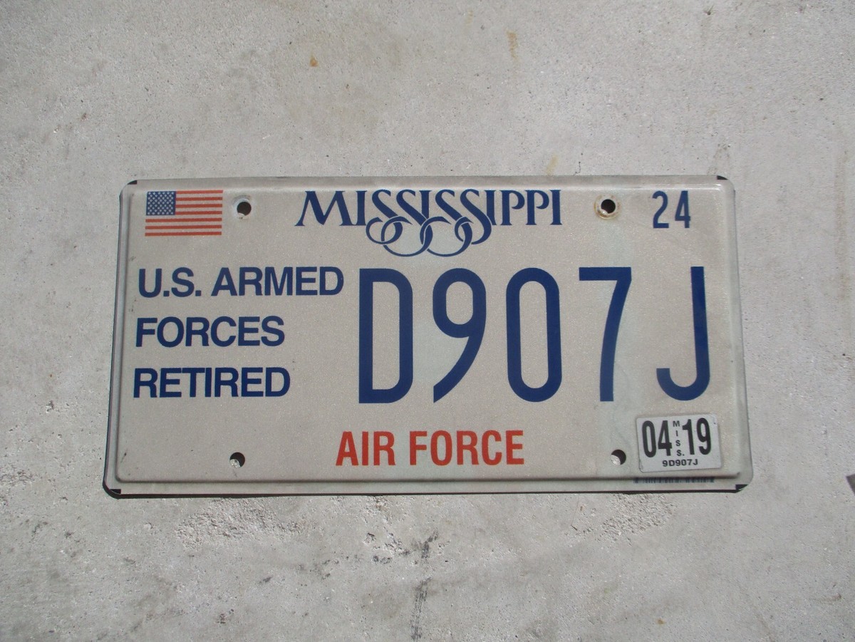 Mississippi U.S. Armed Forces Retired AIR Force license plate