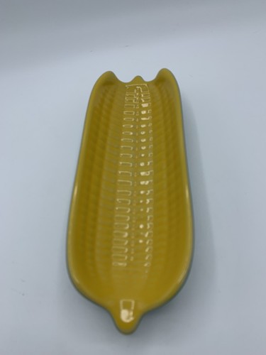 LE CREUSET SWEET CORN DISH, FENNEL GREEN/DIJON YELLOW, NWT - Picture 2 of 5