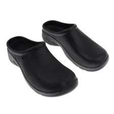 Slip-Resistant Work Shoes for Chefs and Catering Professionals