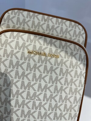 Michael Kors Jet Set Travel Signature PVC Medium Logo Chain  