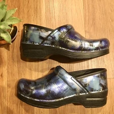 Women's Dansko Professional Clog Blue Tie Dye Leather Size 38