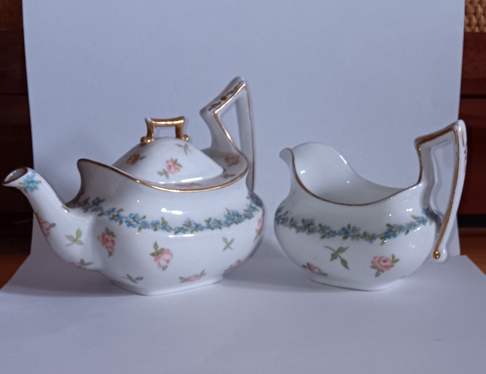 Vintage T&V Limoges France Hand Painted 2 Piece Teapot 4.25