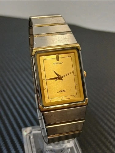 Seiko ARC Tank 1221-5740 Vintage Watch