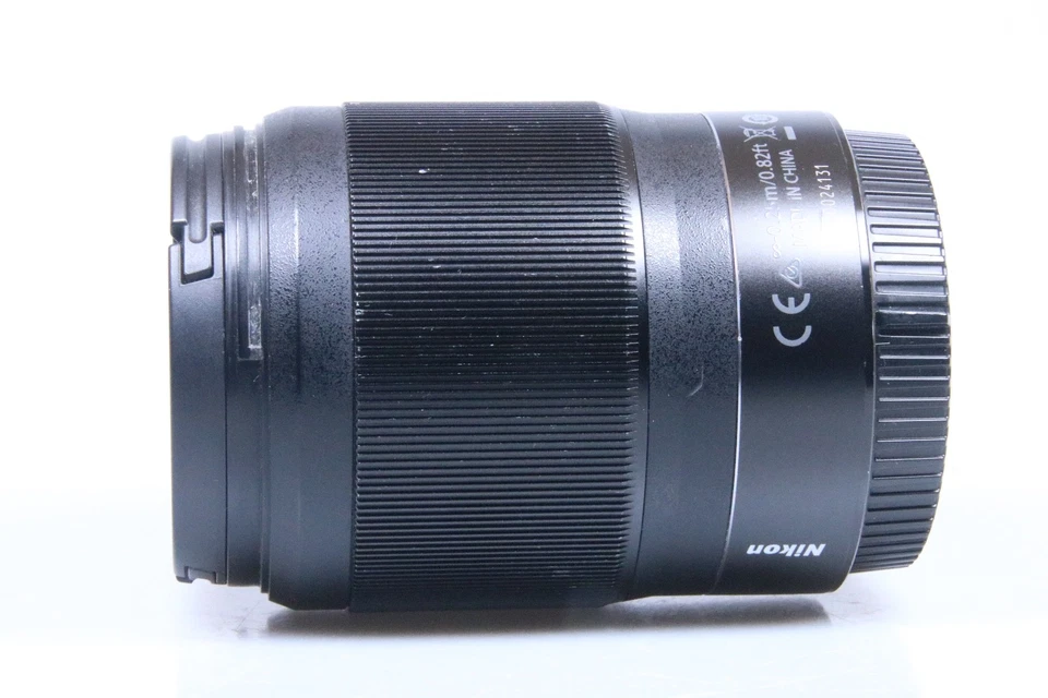 Nikon Z 35mm F1.8 S Prime Nikkor Full Frame Lens - Image 4 of 4