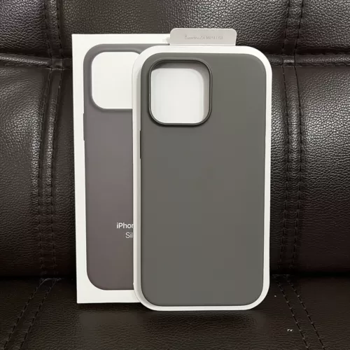 Custodia in silicone con cover MagSafe per iPhone 16 15 14 13 Pro Max 15 Plus 15 Pro - Foto 50 di 77