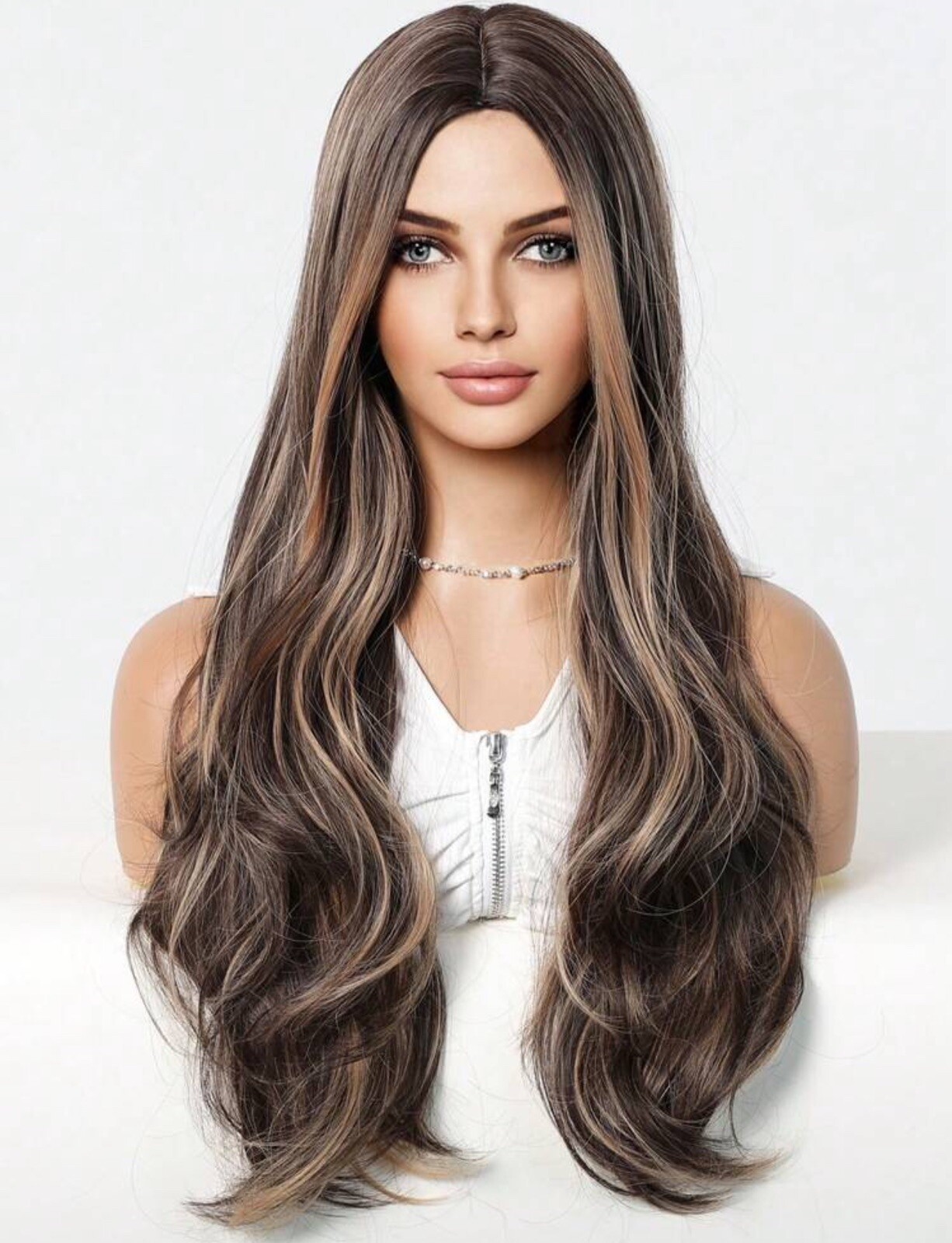 Perruque synthétique longue marron foncé bouclée 60cm, volume et douceur