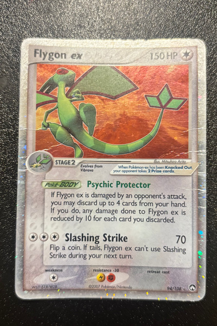Flygon ex 94/108 Power Keepers Holo