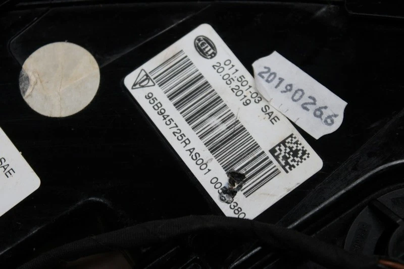 Porsche Macan 95B Rückleuchte Hinten Links 95B945725 R - Bild 4 von 4
