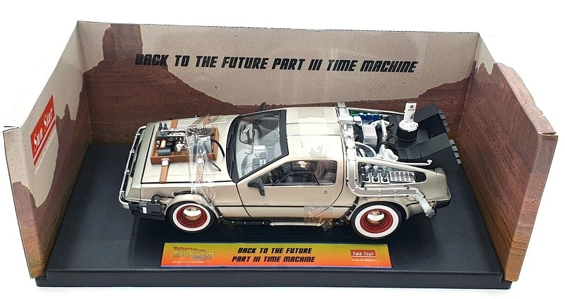 Sunstar 1/18 Scale 2712 Back To The Future Part 3 Time Machine Delorean - Image 3 of 4
