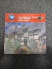 Anne Hathaways Cottage - 500 Piece Jigsaw Puzzle - Puzzle World