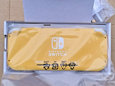 Nintendo Nintendo Switch Lite イエロー Switch Lite Handheld