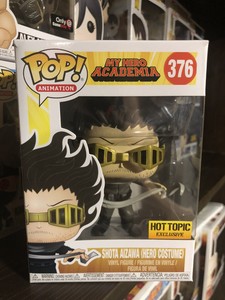 aizawa pop hot topic