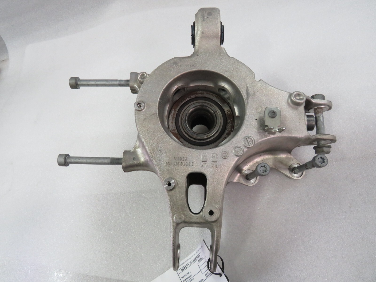 Ferrari Portofino, LH, Left, Rear Knuckle, w/ Hub, Used, P/N 339247