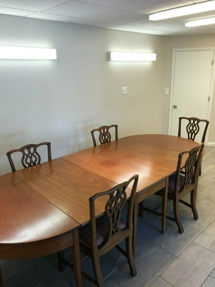 Mesa de comedor y sillas antiguas de caoba siglo XIX Foto 3 de 4