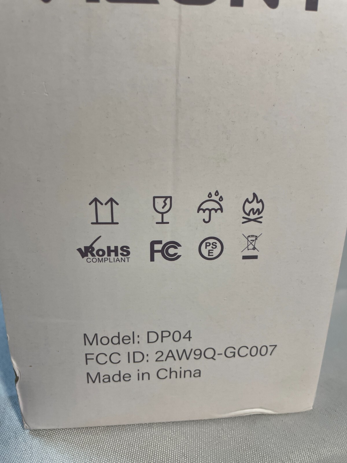 VIZONY DP04 White Portable Wi-Fi Bluetooth Display Zoom Mini Video Projector