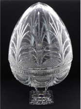 Une Cave A Champagne En Cristal Blanc