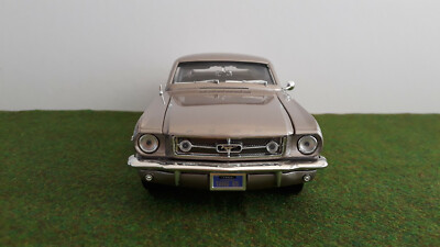Ford Mustang 1965 Coupé Fastback Miniature Mira 1/18 Bleu Outremer - Super état