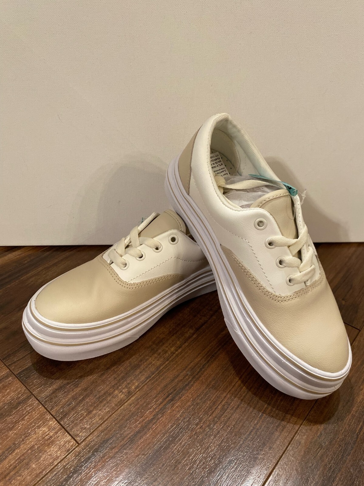 Vans Shoes Ladies 7 New Super Comfycush Era Leather Marshmallow Sneakers |  eBay