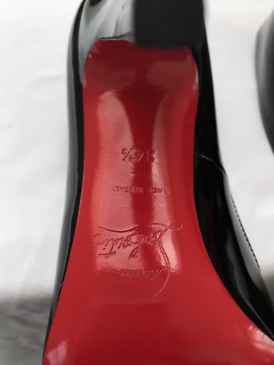 CHRISTIAN LOUBOUTIN 