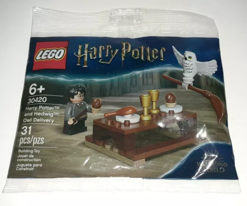 LEGO 30420 Harry Potter and Hedwig Owl Delivery Polybag Collectible Minifigure