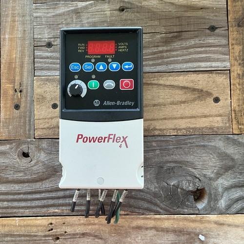 Allen-Bradley PowerFlex 4 22A-D1P4N104 VFD 1.5KW 2HP 3-Phase 480V