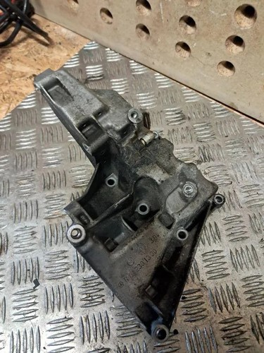 MERCEDES-BENZ SLK R170 Klimakompressorhalterung A1112361330 2.00 33840580