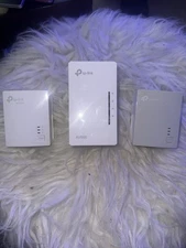 TP-Link AV600 Powerline Adapter With 2 Expansion (1 AV1000; 1 AV600)