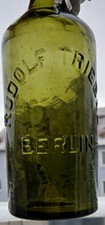 alte Bierflasche Brauerei Händler Berlin RUDOLF TRIEBEL BERLIN grüne Flasche