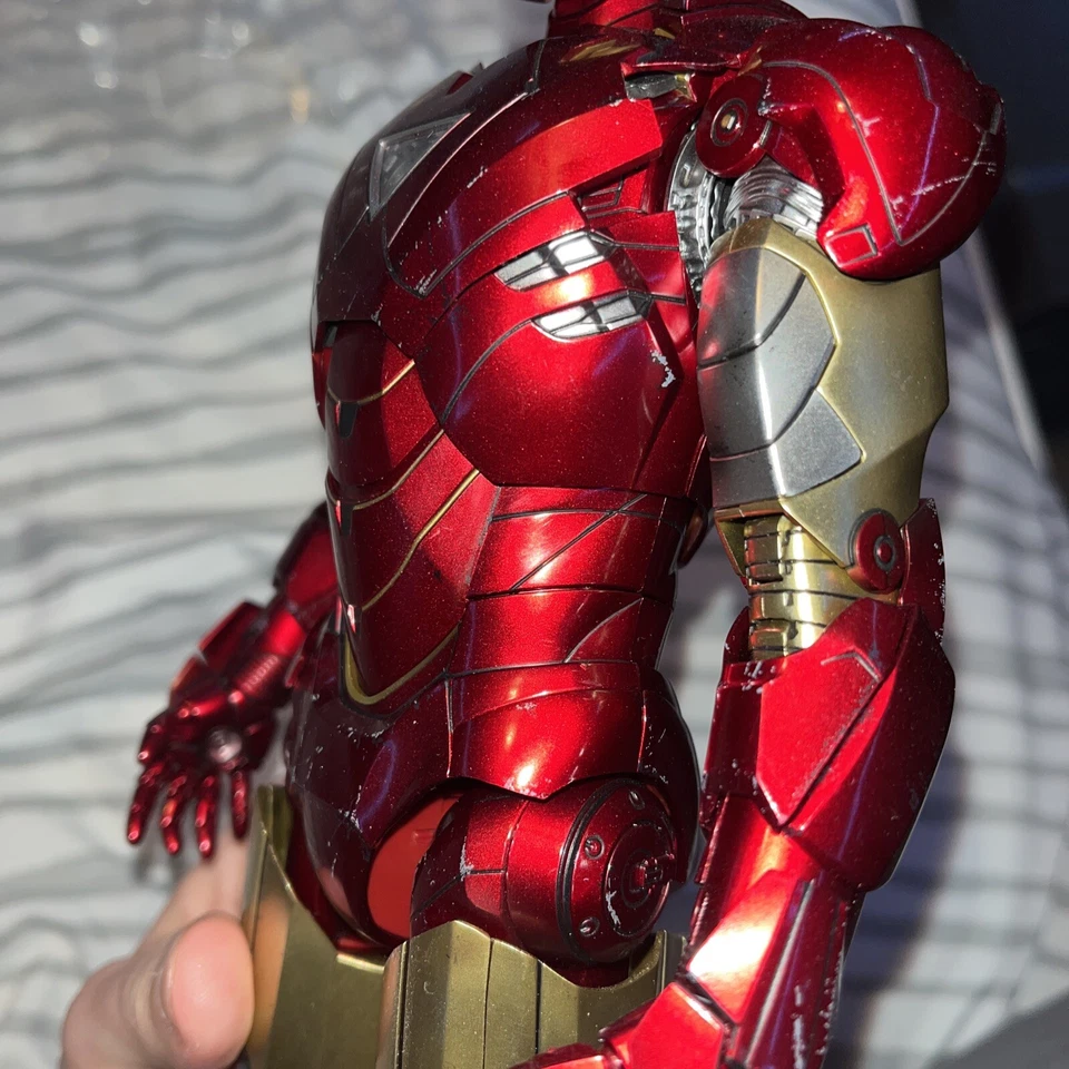 Figura Hot Toys MMS378-D17 Avengers IRON MAN Mark VI Diecast MK6 escala 1/6 Foto 3 de 4