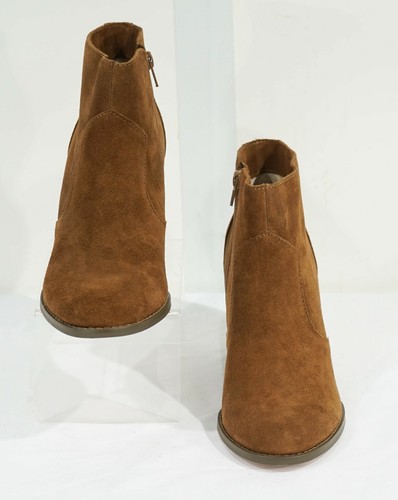 NIB Sole Society Macadamia Suede Patsy 