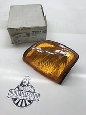 Blinker Blinkleuchte rechts ARIC f&uuml;r Mercedes W124 NOS