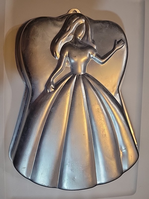 Mattel Barbie Princess Cake Pan 1998 Wilton Pan Only 