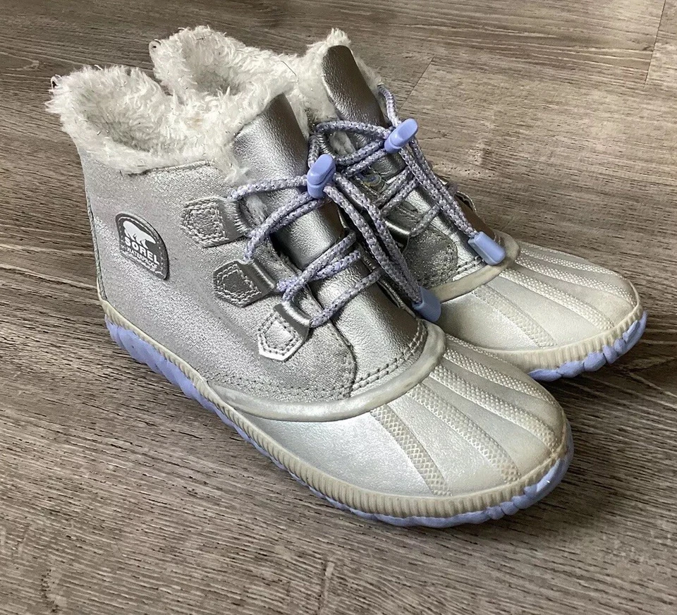 Botas de Lluvia de Invierno Impermeables SOREL Jóvenes Niñas Talla 5 Disney Frozen 2 LY3663 Foto 2 de 4