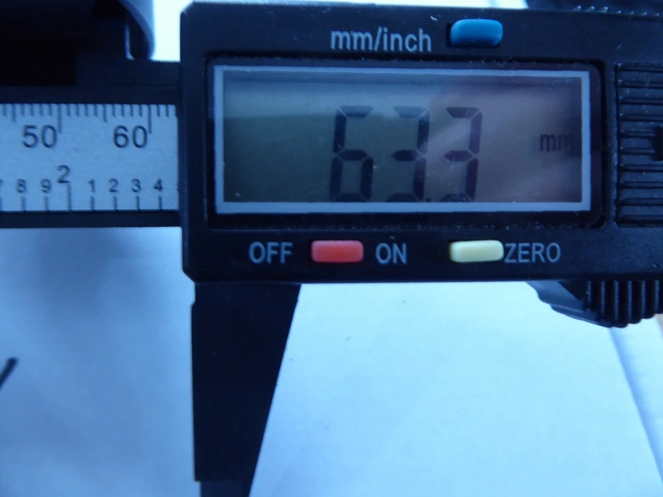 Olympus metal genuine front cap view pictures, assumes fit 60mm approx  not 62mm - Image 2 of 4