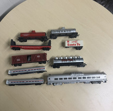 Vintage HO Scale Model Train Cars Lot (9 Pcs) – Santa Fe, Texaco, Amtrak & More