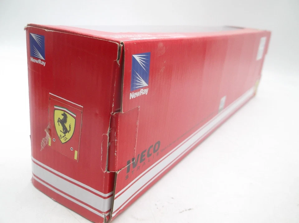 1/43 Challenge Ferrari Assistance Rosso Corsa Racing Team Ireland IVECO Stralis - Photo 4/4