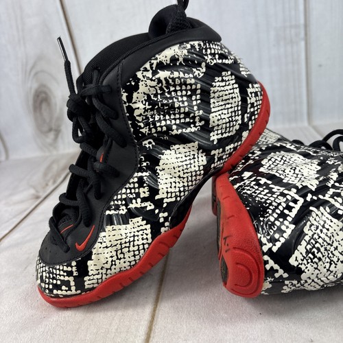 Nike Air Foamposite Size 2.5y One Albino Snakeskin Red Black White 723946-104