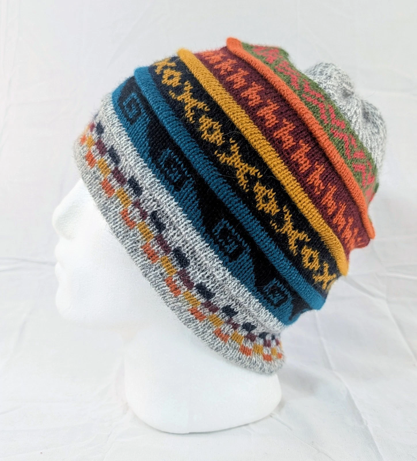 Soft Baby Alpaca Beanie Reversible White Green Unisex Colorful Boho Llama Peru