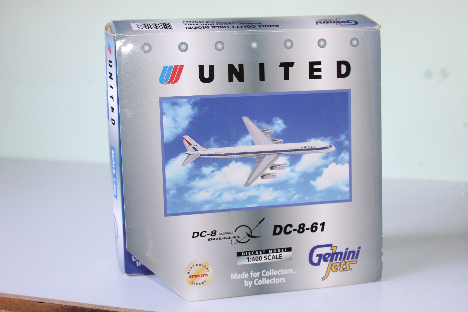 GEMINI JETS 1:400 McDONNELL DOUGLAS DC-8-61 - UNITED AIRLINES N8073U GJUAL097