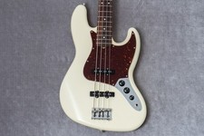 Fender American Professional II Jazz Bass OWT 2023 4,3 kg avec suivi avec...