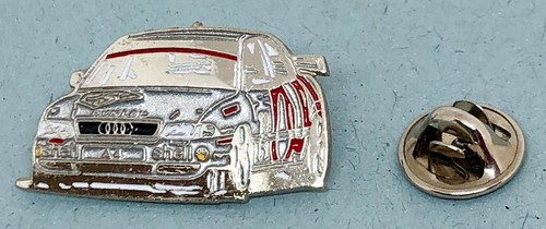 Audi Pin A4 B5 silbern rot Shell Dunlop Motorsport - Maße 32x18mm