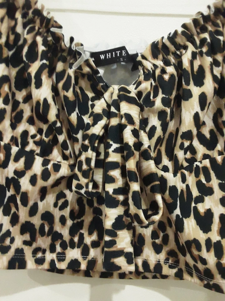 White Fox  Crop Top Size Small  Animal Print  Buttons Tie Front Summer Party - Image 2 of 4