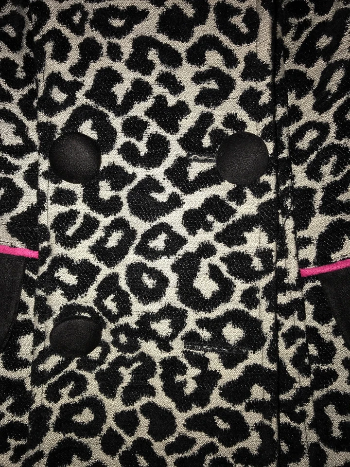 3 SISTERS Zebra Black & White Tapestry Trench Coat Jacket Size Small Beautiful - Image 3 of 4