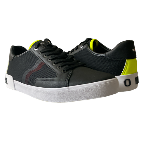 NWT TOMMY HILFIGER Rojo Lace-Up Sneaker Size - 12 Color - Black - Picture 2 of 10