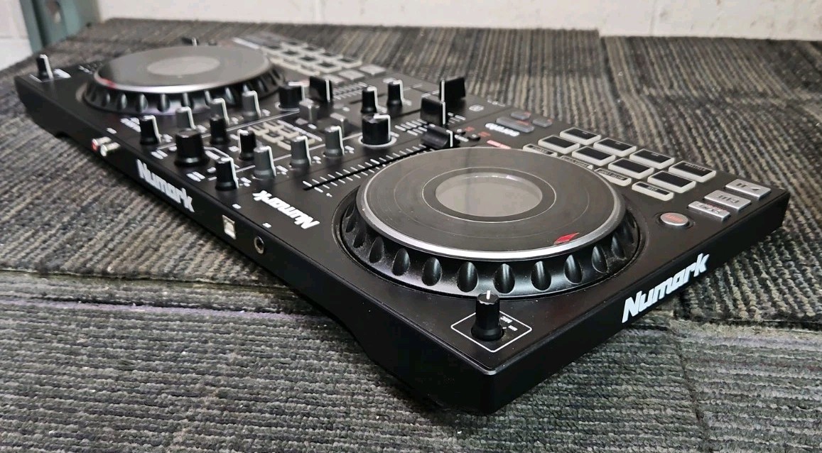 Numark Mixtrack Platinum FX Four Deck DJ Controller | eBay