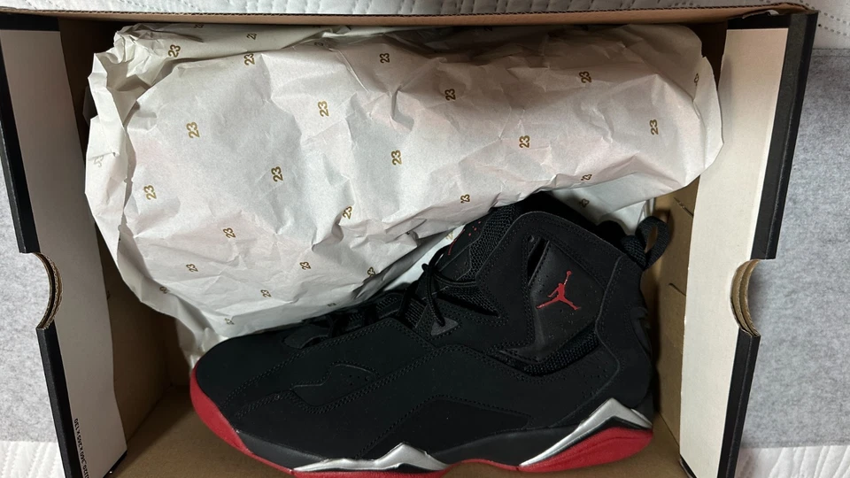 JORDAN TRUE FLIGHT Negro/Gimnasio Rojo-Metálico Plata 10.5 Foto 2 de 4