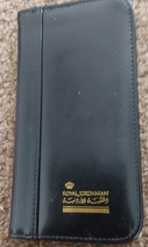 NEW ROYAL JORDANIAN AIRLINE LARGE (33 POCKETS) BUSINESS CARD HOLDER