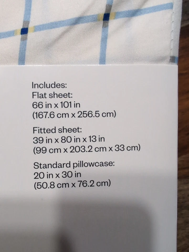 TWIN/XL TWIN Bed sheet set -WHITE AND BLUE STRIPES  Room Essentials  - Image 4 of 4