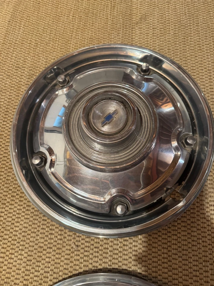 Chevrolet K/5 Blazer original wheel covers.  67-73 Chevy 4x4 - Image 4 of 4