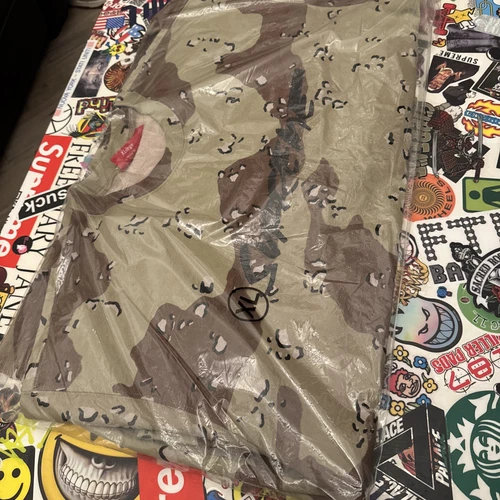 Sweat col rond logo Supreme Futura taille XL camouflage pépites de chocolat FW20 NEUF